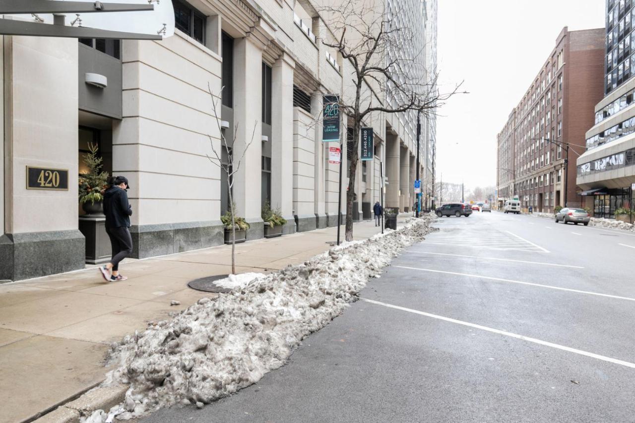 Streeterville Studio W Dog Run Deck Nr Park Chi-584 Chicago Exterior photo